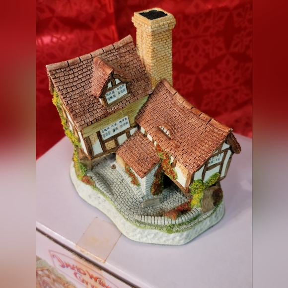 Tom Fools Cottage David Winter Cottages TOM FOOL'S COTTAGE #9 ISSUED 1991 - Picture 4 of 10